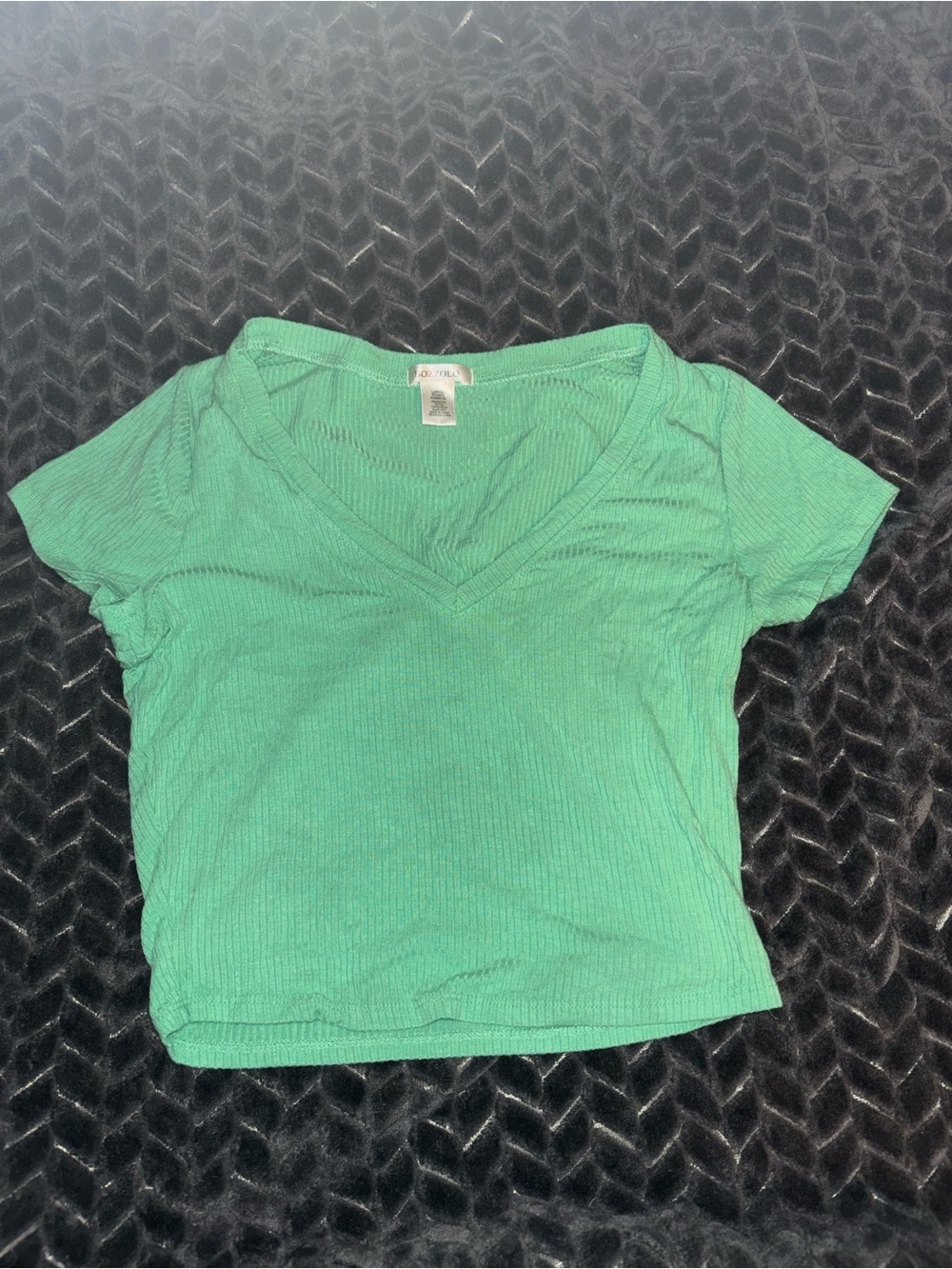 Bozzolo Mint Green Ribbed V-Neck Cropped Tee
